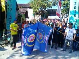 KARANGTARUNA PADUKUHAN KARANGNONGKO SELENGGARAKAN GERAK JALAN.